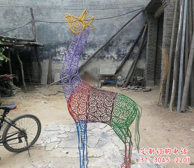 周口彩色不锈钢镂空梅花鹿雕塑——精美艺术品