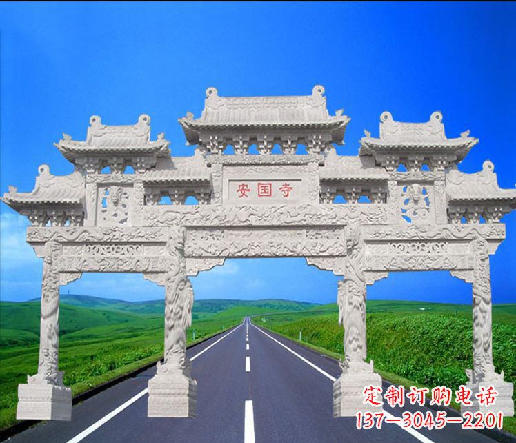 周口城市中的石雕牌坊雕塑