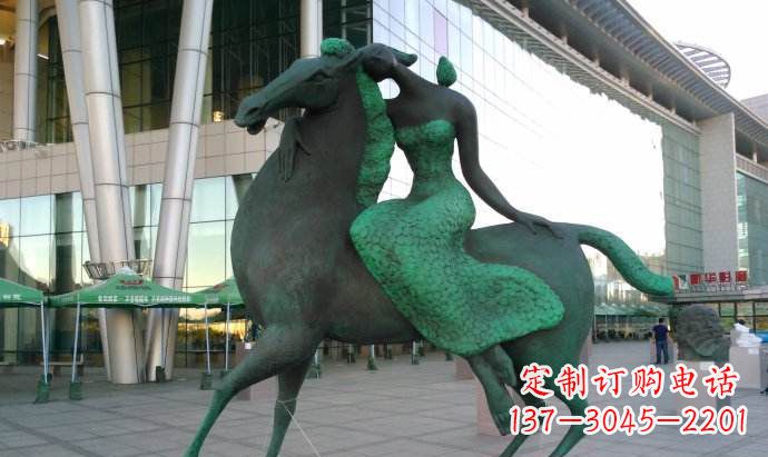 周口骑马雕塑让女孩的梦想变为现实