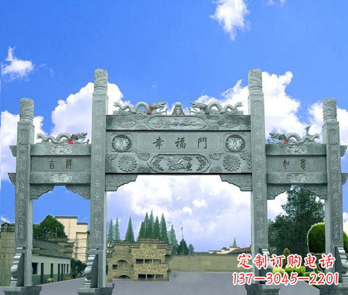 周口村庄三门牌坊的雕塑之美