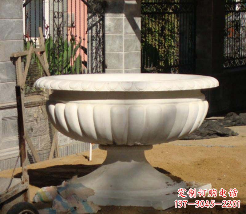 周口精美大理石花盆雕塑