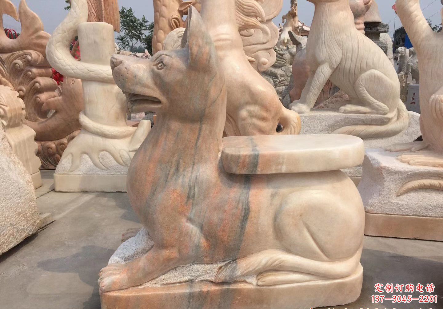 周口大理石中国传统生肖座椅雕塑