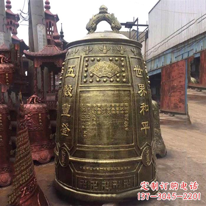 周口独特祈福——典雅大型铜钟雕塑