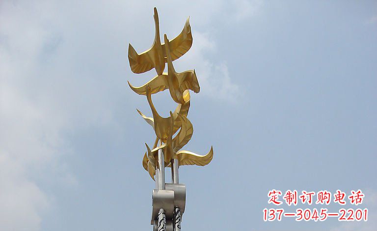 周口大雁不锈钢雕塑—梦想之羽