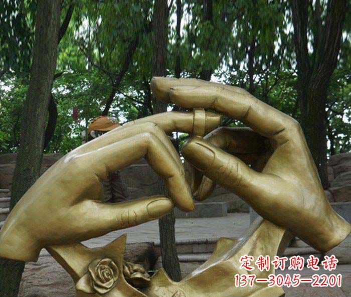 周口精美戒指铜雕塑