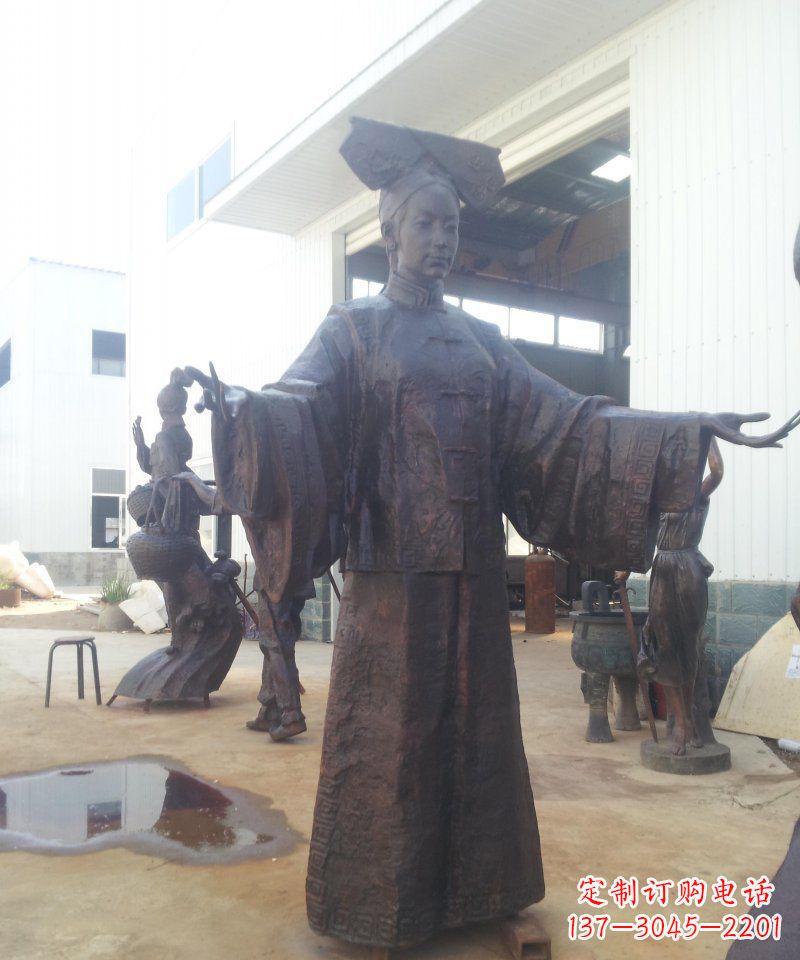 周口清朝女子古代人物铜雕塑