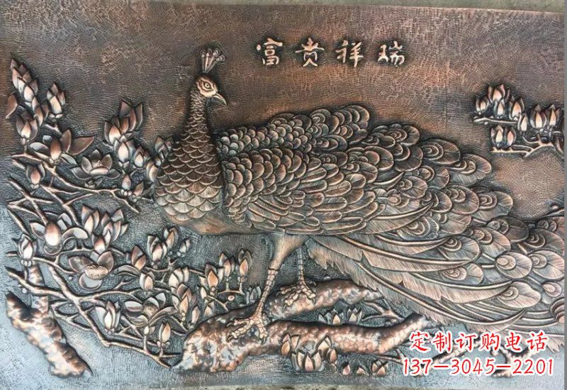 周口华丽锻铜孔雀雕塑
