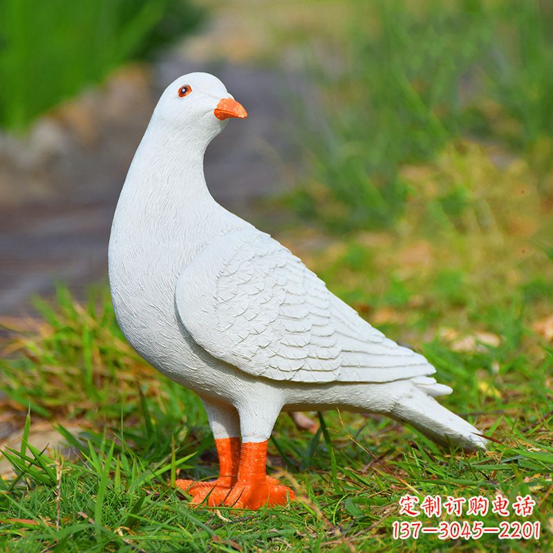 周口和平鸽雕塑传递和平与希望的象征