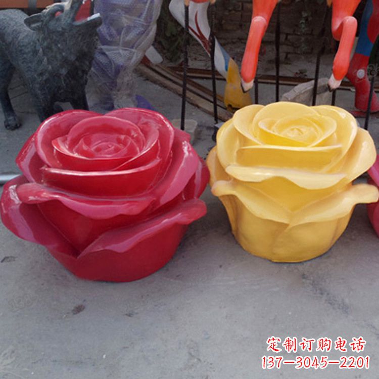 周口精美仿真玻璃钢玫瑰雕塑