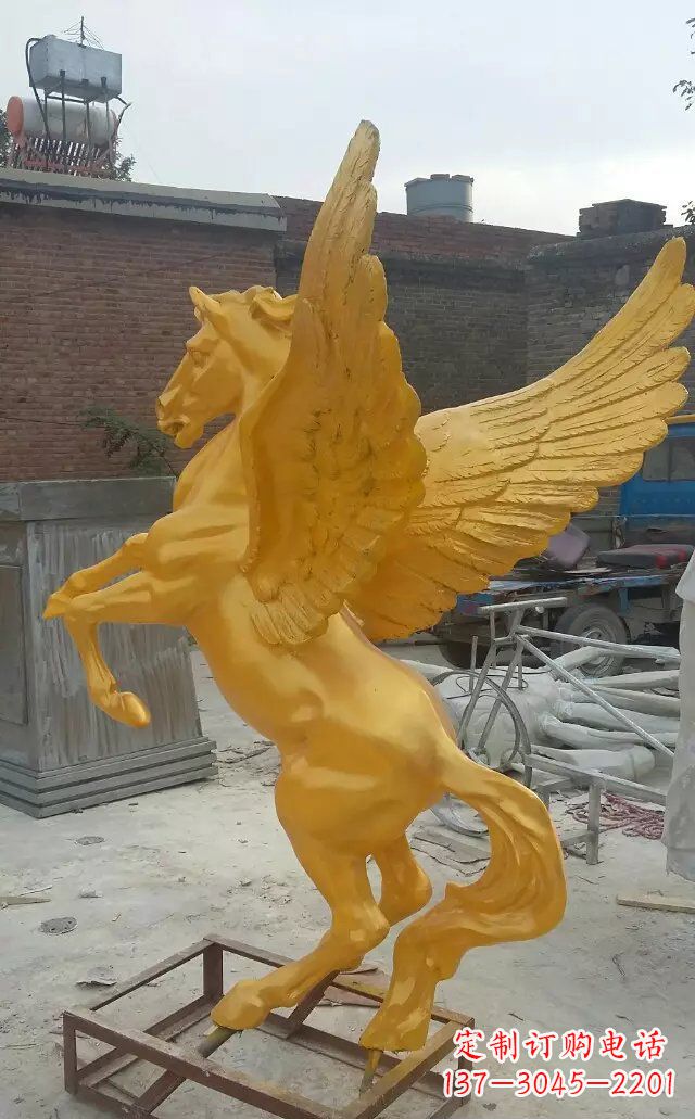 周口飞马玻璃钢仿铜动物雕塑