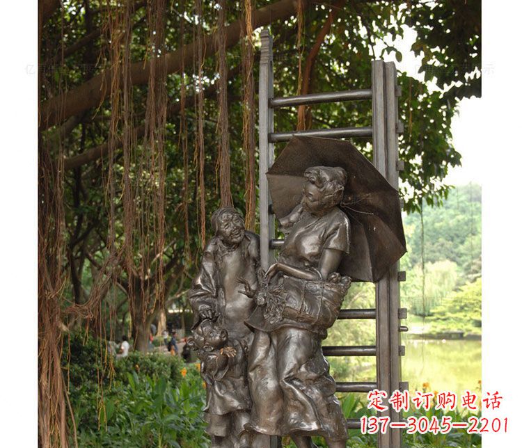 周口象征女性魅力的女人铜雕