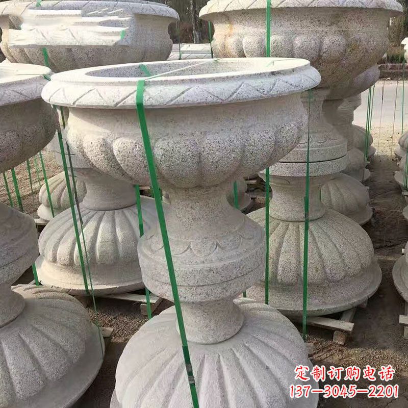 周口高墩砂岩石雕刻花盆精致技艺打造传统文化风韵