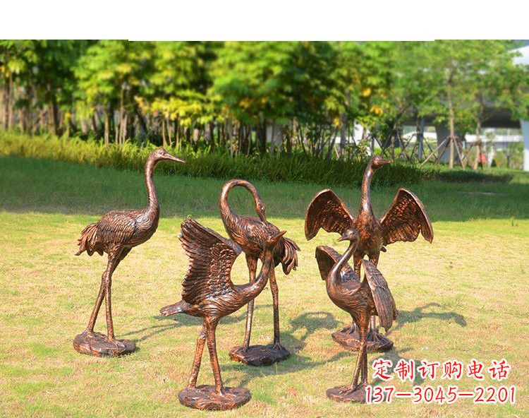 周口仿铜钢玻璃摇头仙鹤雕塑