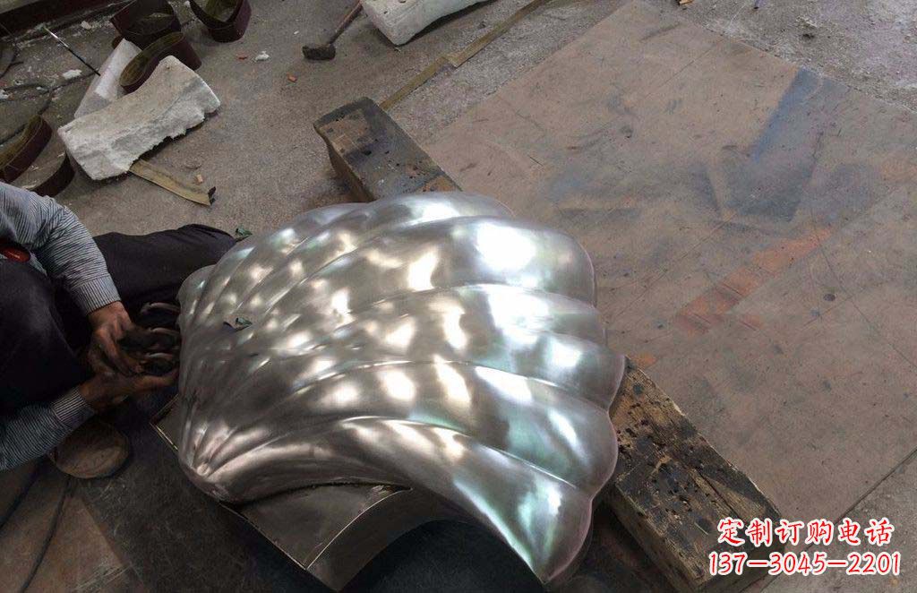 周口精致现代的不锈钢贝壳雕塑