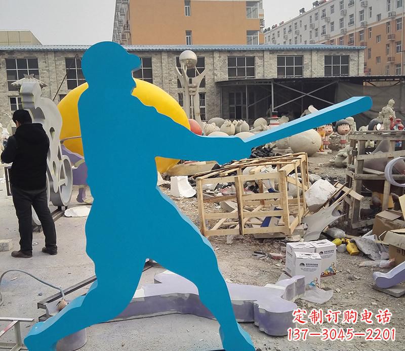 周口公园不锈钢打棒球雕塑2