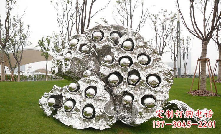周口不锈钢莲蓬雕塑浓缩东方文化的美感