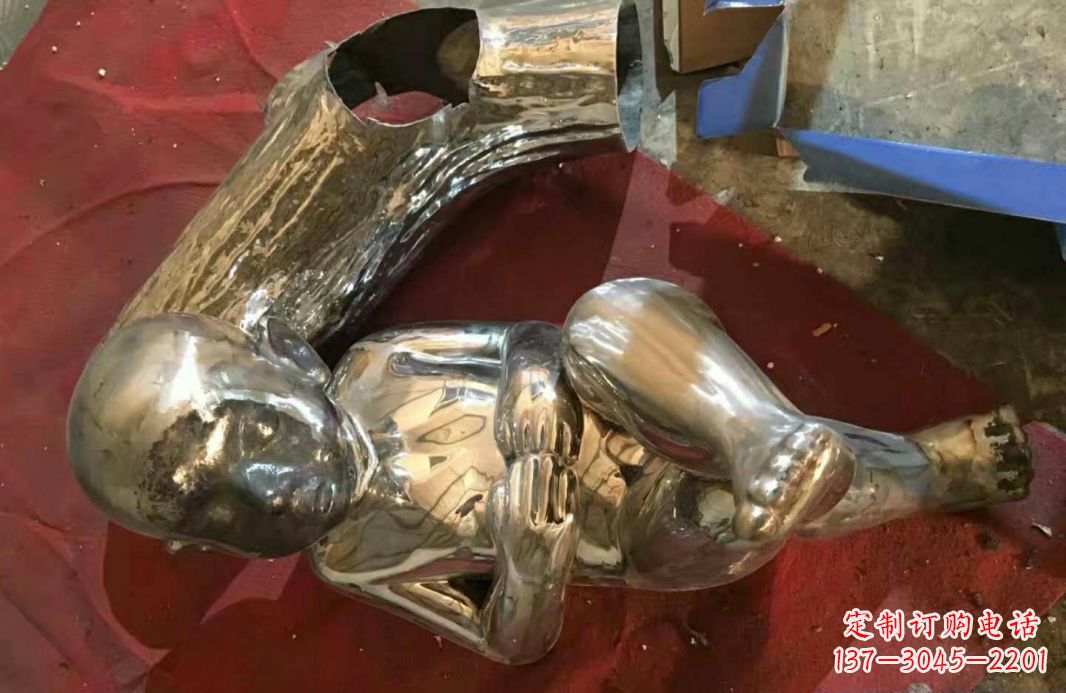 周口风格时尚可爱的不锈钢儿童雕塑