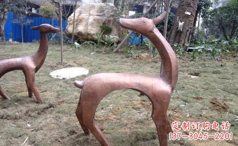 周口公园抽象小鹿动物铜雕
