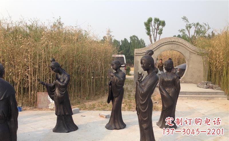 周口公园古代女人人物铜雕