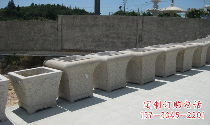 周口大理石花盆石雕 – 在公园展现精美自然风貌