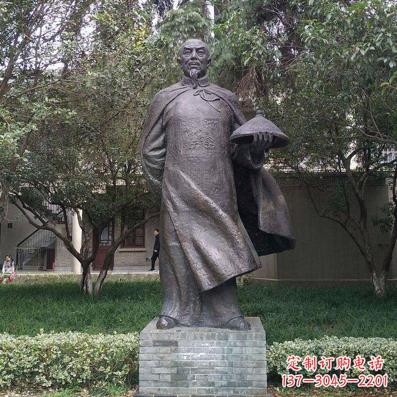 周口传承晚清民族英雄林则徐精铸雕塑