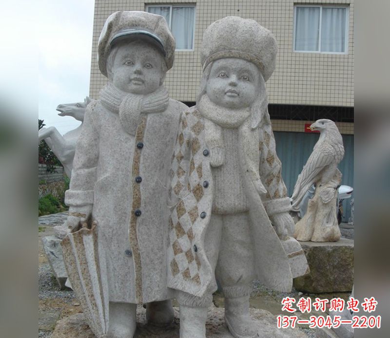 周口浪漫爱情的传说——情侣雕塑