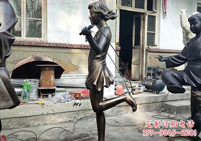周口精美女孩铜雕