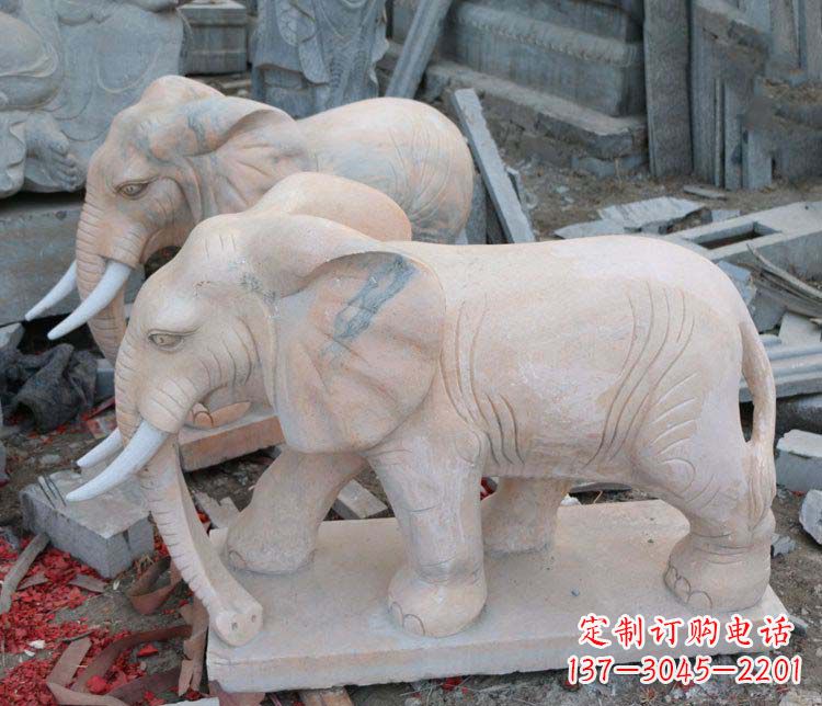 周口雕刻出令人感动的那头大象定制公园晚霞红大象动物石雕