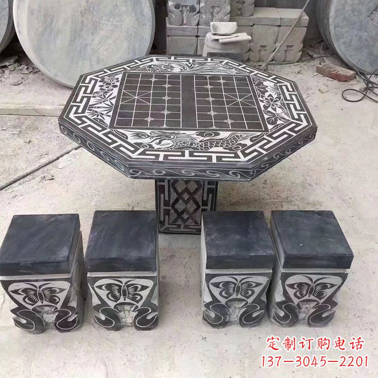周口中领雕塑精美的石桌凳雕塑