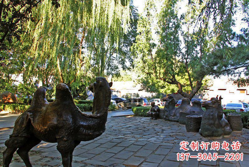 周口公园小骆驼动物铜雕 (3)