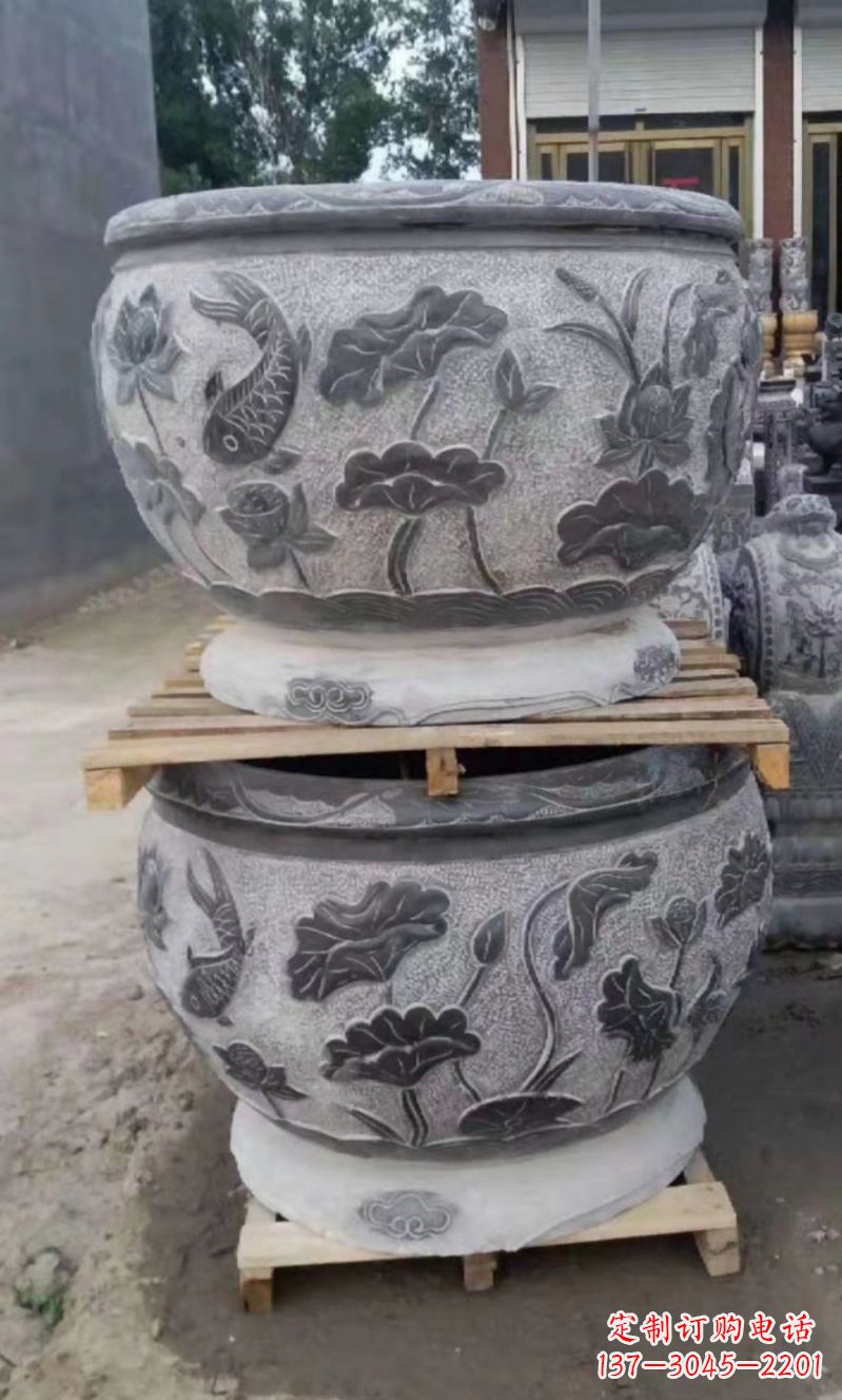 周口精致的石头水缸雕塑,为您的公园小区增添美丽色彩