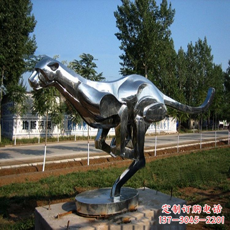 周口活泼可爱的袋鼠拉丝不锈钢雕塑