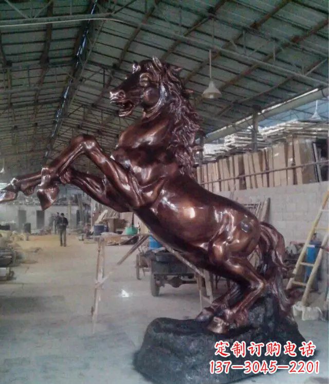 周口中领雕塑出品：铜雕正面奔马