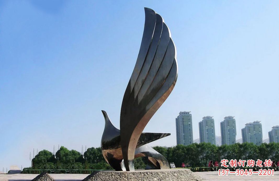 周口中领雕塑:不锈钢抽象鸽子雕塑