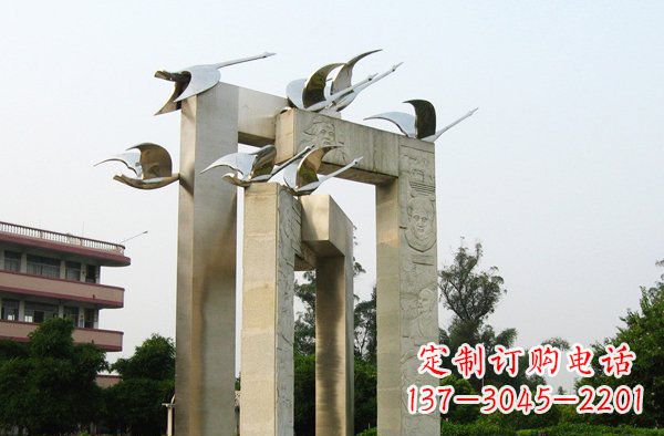 周口展现自然之美的不锈钢大雁动物雕塑
