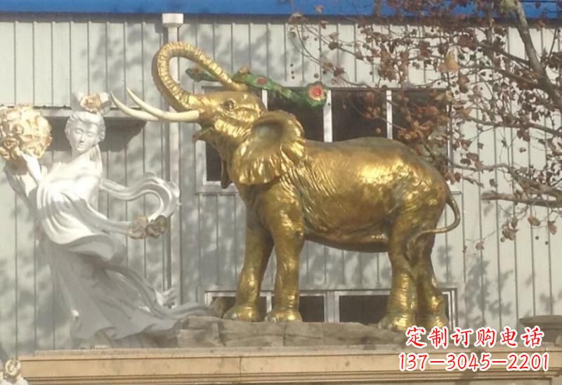周口海洋之神的守护——大象雕塑