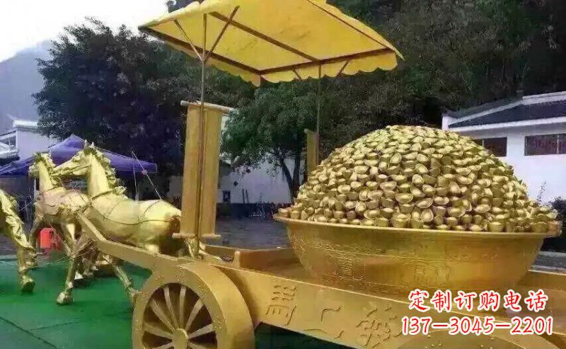 周口广场仿铜马拉车玻璃钢景观雕塑
