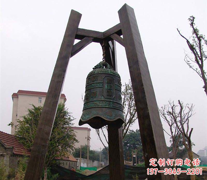 周口广场铜钟雕塑 (2)