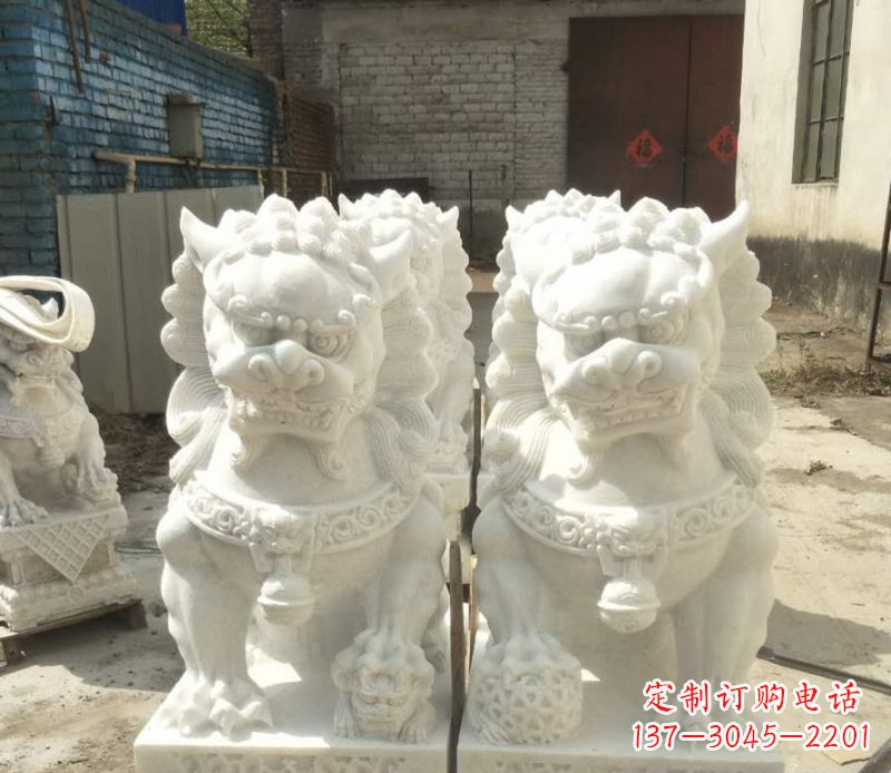 周口汉白玉踩绣球狮子石雕_1