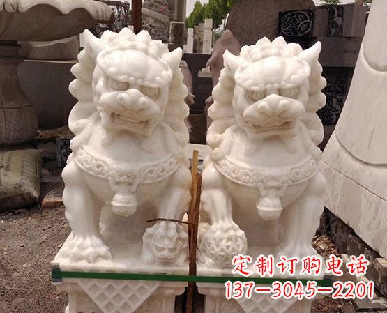 周口汉白玉踩绣球狮子石雕_2
