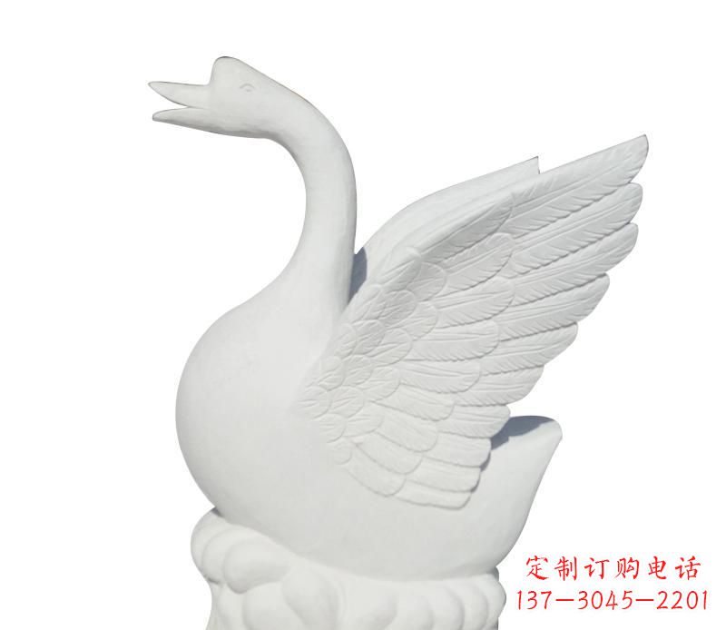 周口汉白玉雕刻的精美天鹅雕塑