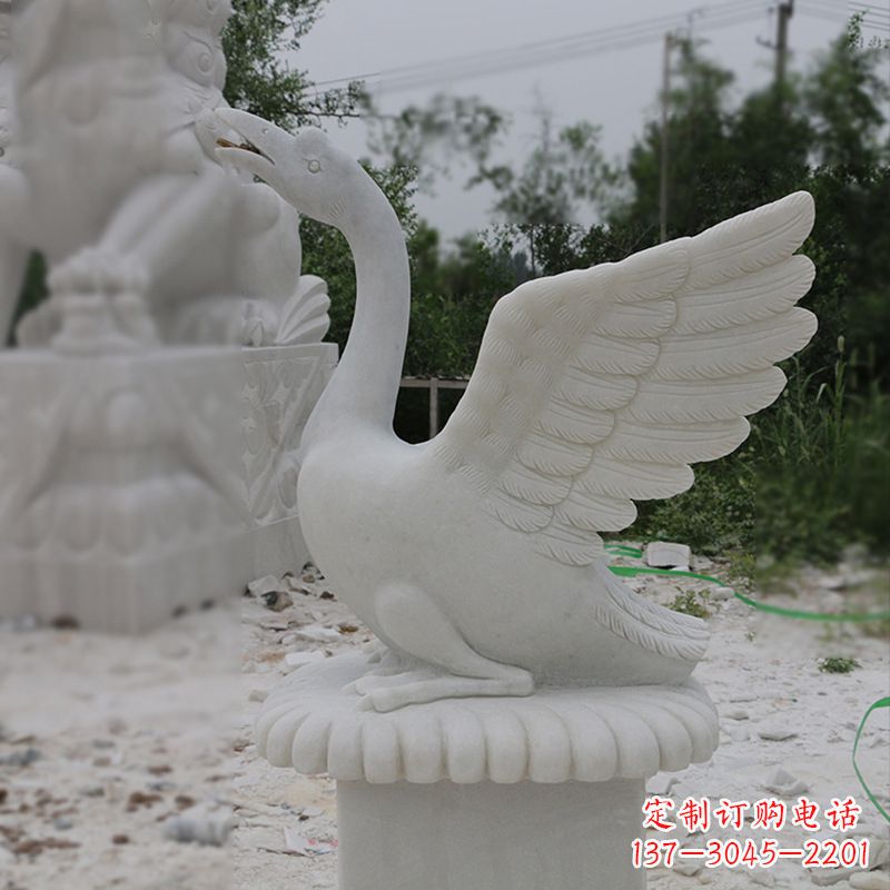 周口汉白玉展翅喷水天鹅雕塑