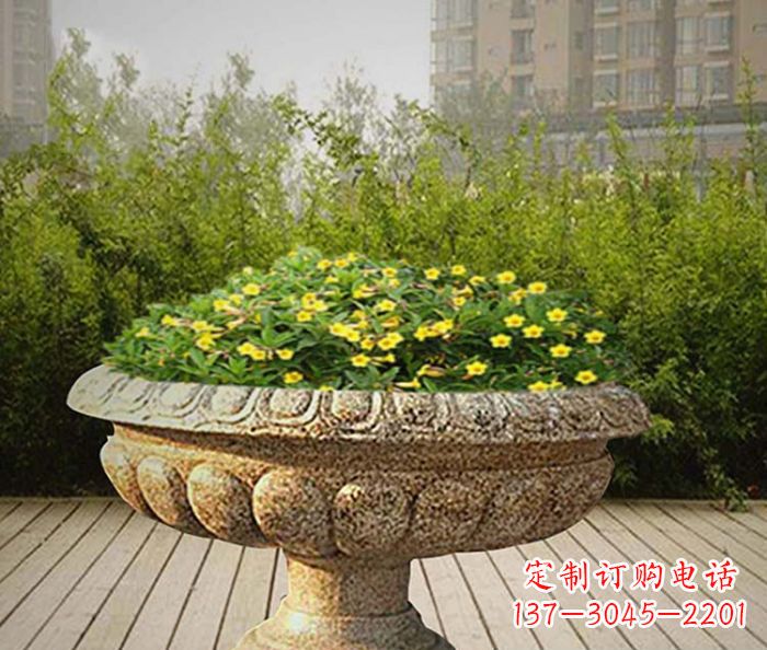 周口精美雕刻的花岗岩花盆驰骋提供