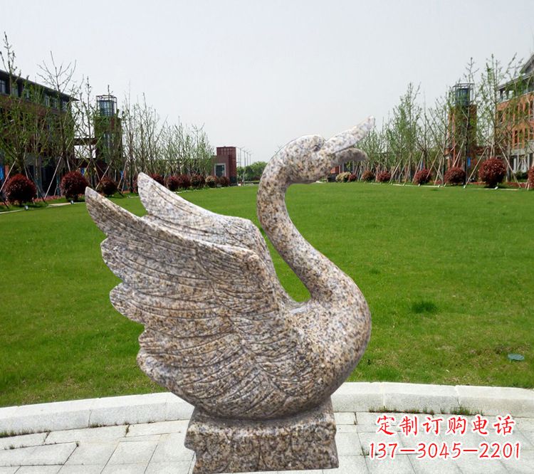 周口中领雕塑推出的浪漫喷水天鹅雕塑,它是一件…