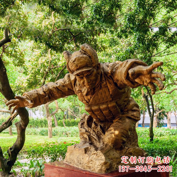 周口中领雕塑:黄继光铜雕著名抗战英雄雕像
