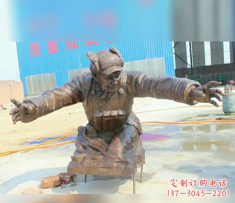 周口黄继光校园英雄铜雕