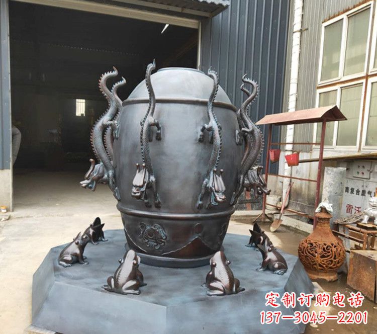 周口浑天仪玻璃钢仿铜雕塑,活跃校园景观