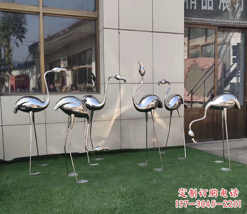 周口优雅古典的镜面不锈钢仙鹤雕塑