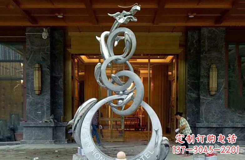 周口中领雕塑高端定制不锈钢龙门雕塑