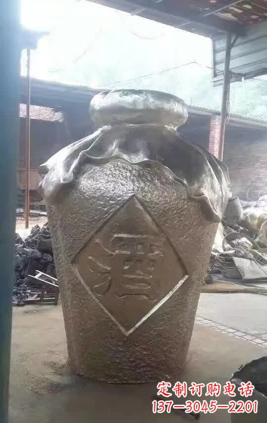 周口传统文化气质的酒坛铜雕